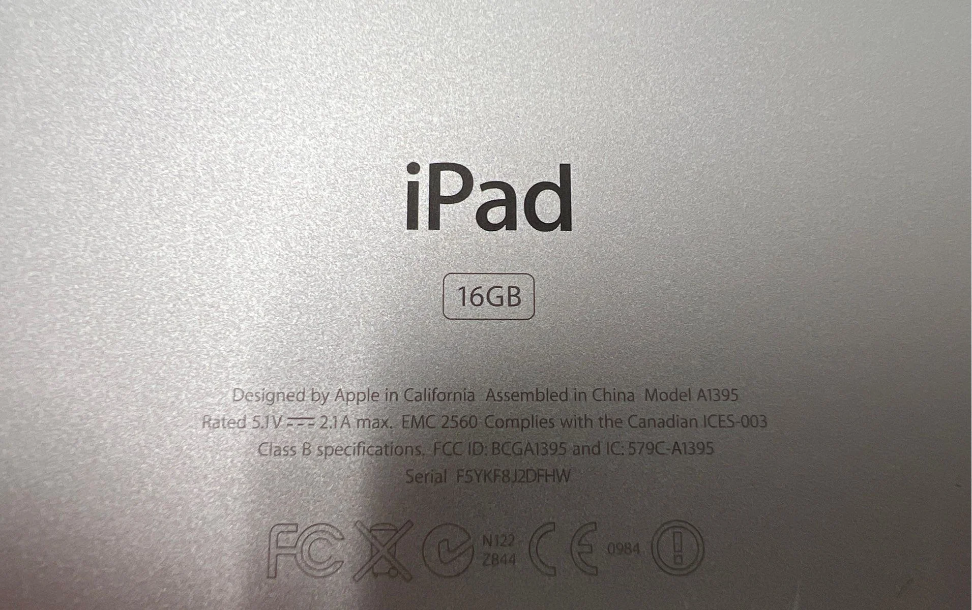 Apple Electronics Lot 3 Piece - iPhone 11, iPad 2 16GB, iPhone SE Tested Working - Image 10