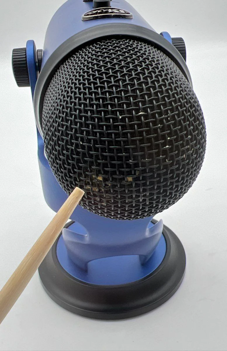 Blue Yeti USB Condenser Microphone Blue for Recording and Streaming - Image 5