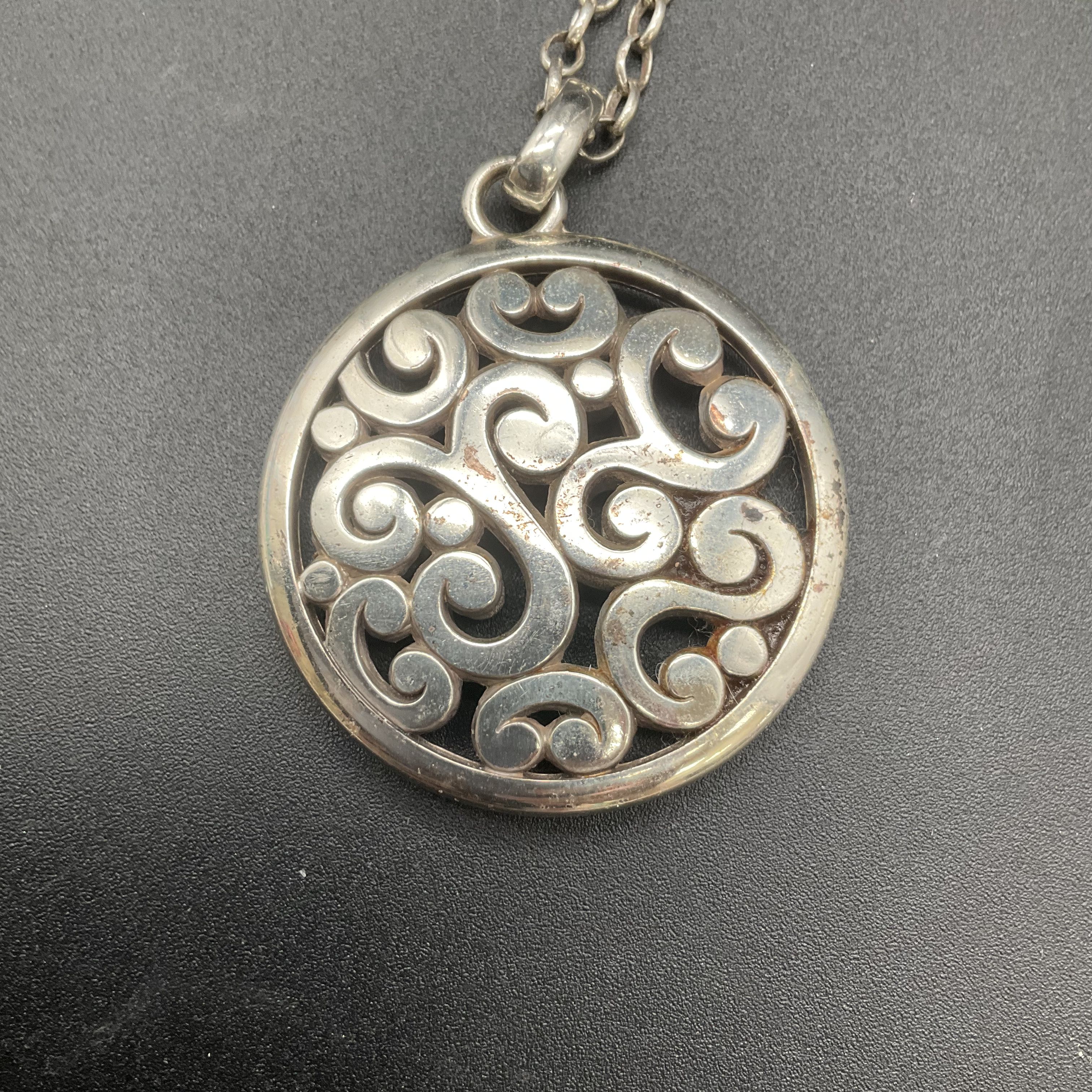 Brighton Vintage 90s Silver Tone Scroll Pendant Necklace Rhinestone Cuff Set - Image 8