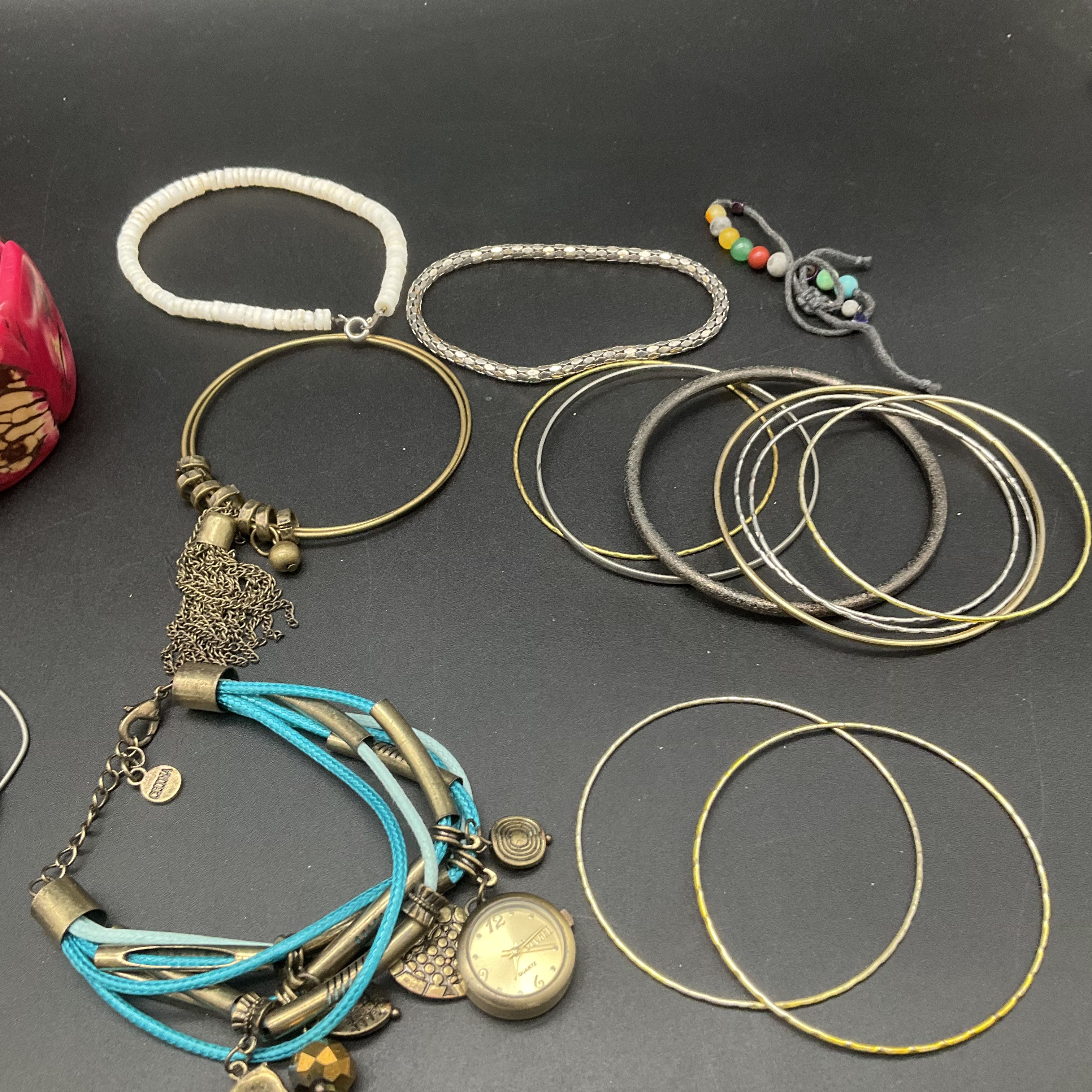 Chico's & Fashion Jewelry Lot 20+ Bracelets Bangles Beaded BOSS Chunky Charms - Image 6