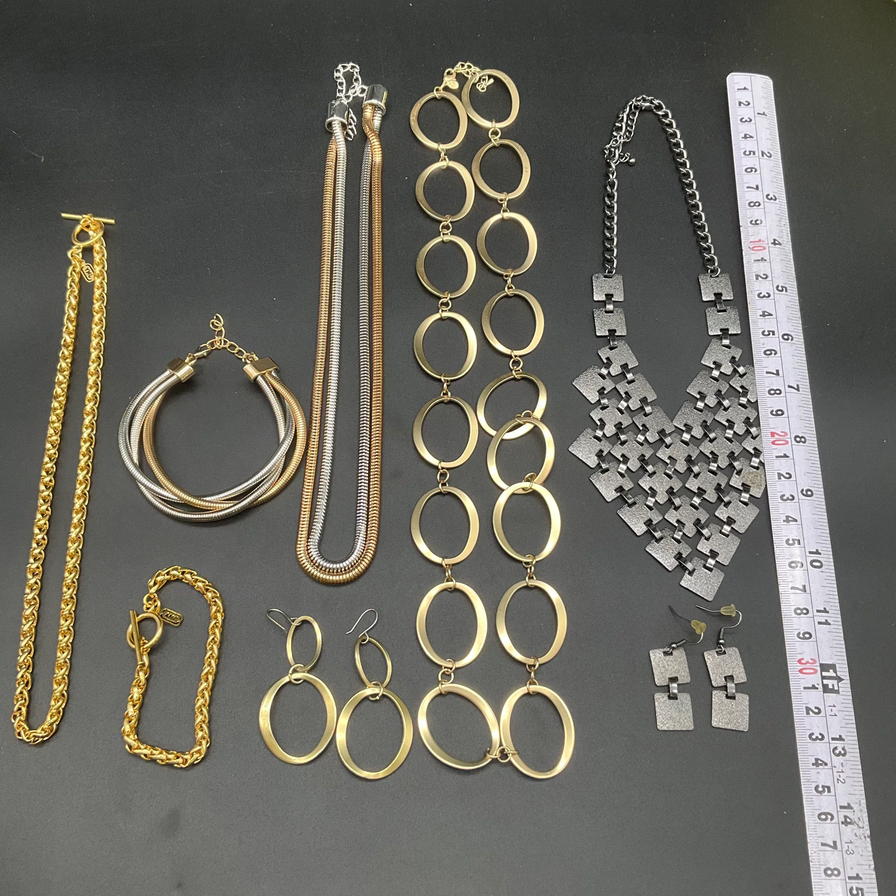 JNY Jones New York & Modern Jewelry Lot 8pc Necklaces Bracelets Gold Silver Tone - Image 2