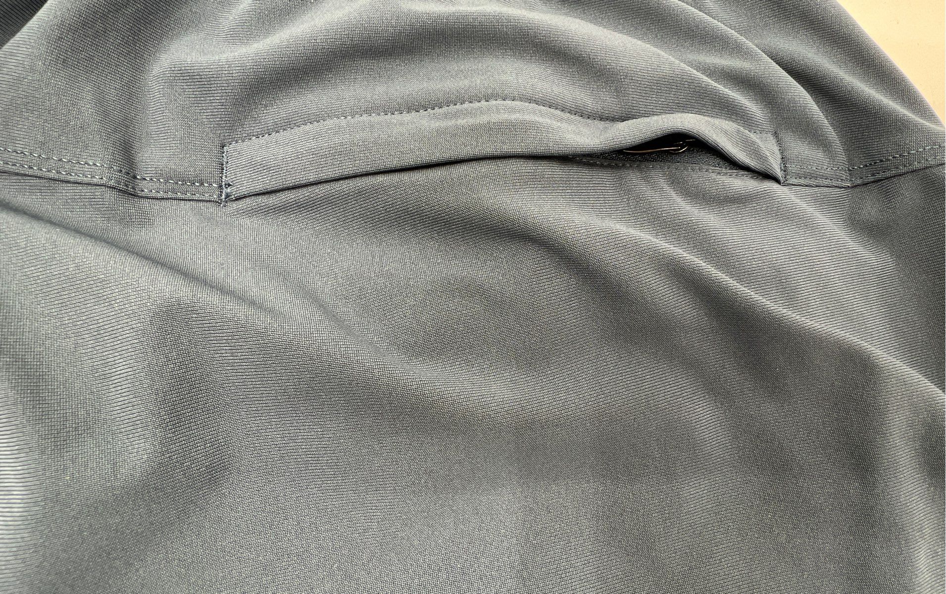 Lululemon Men's Gray ABC Jogger Warpstreme Tapered Athletic Pants Sz L - Image 6