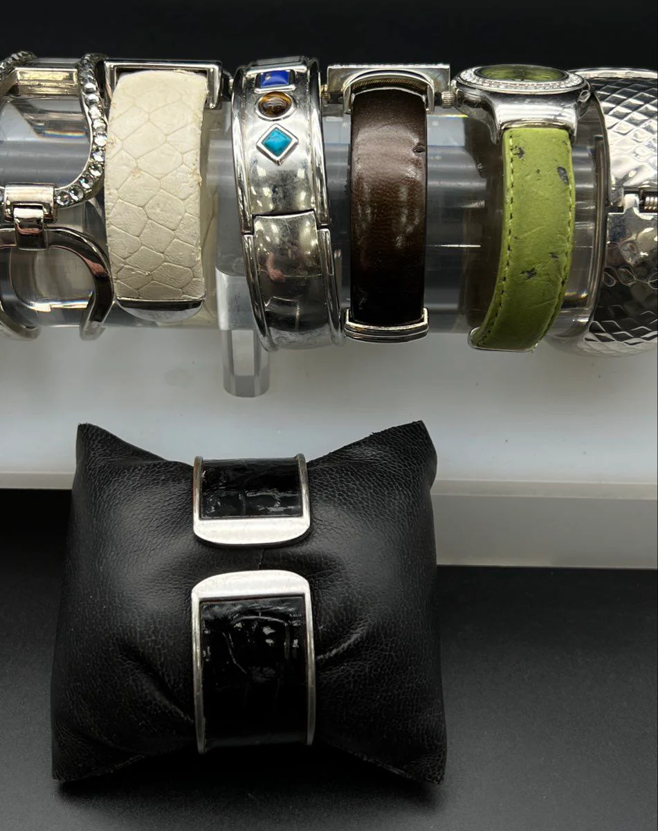 Narmi Avenue Persona Fashion Cuff Bangle Watches Variety Jewelry Lot of 10 - Image 7