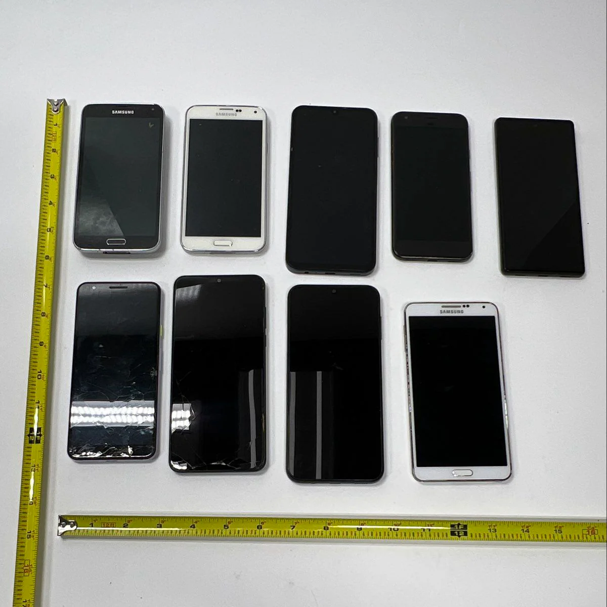 Samsung Google Pixel Motorola Smartphone Lot 9 Pieces For Parts Only - Image 3