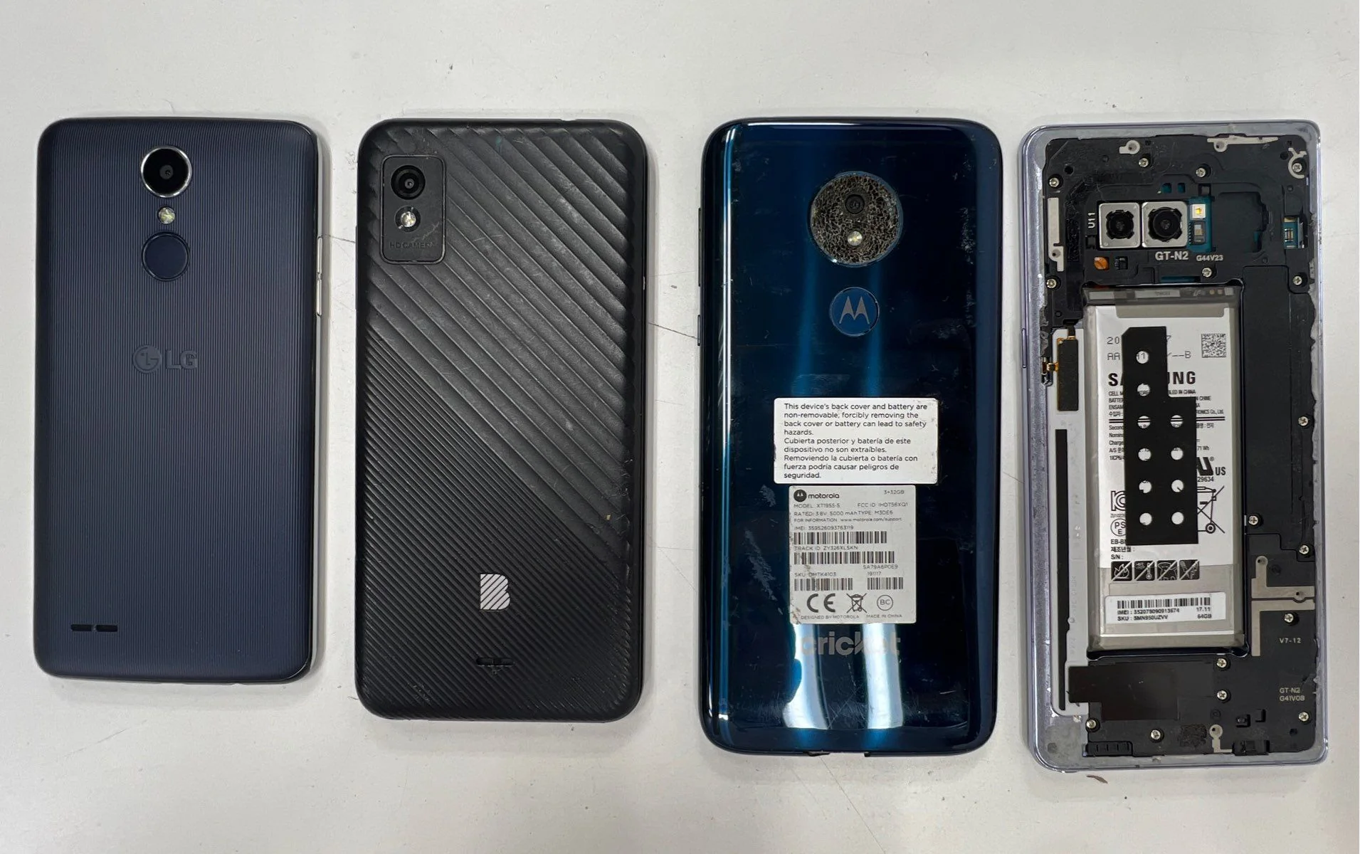 Smartphone Lot 12 Pieces Samsung LG Motorola Pixel BLU For Parts Only As-Is - Image 12