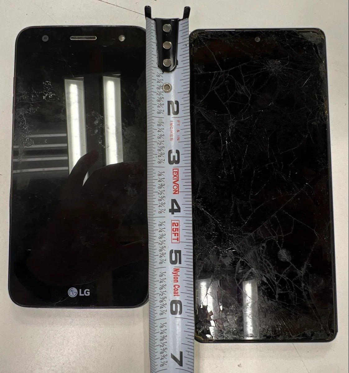 Smartphone Lot 12 Pieces Samsung LG Motorola Pixel BLU For Parts Only As-Is - Image 9