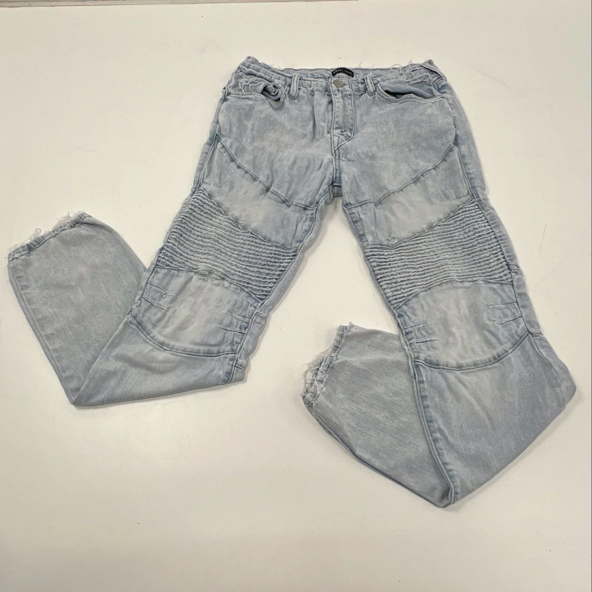 True Religion Men's Rocco Relaxed Skinny Light Wash Distressed Moto Jeans Sz 33