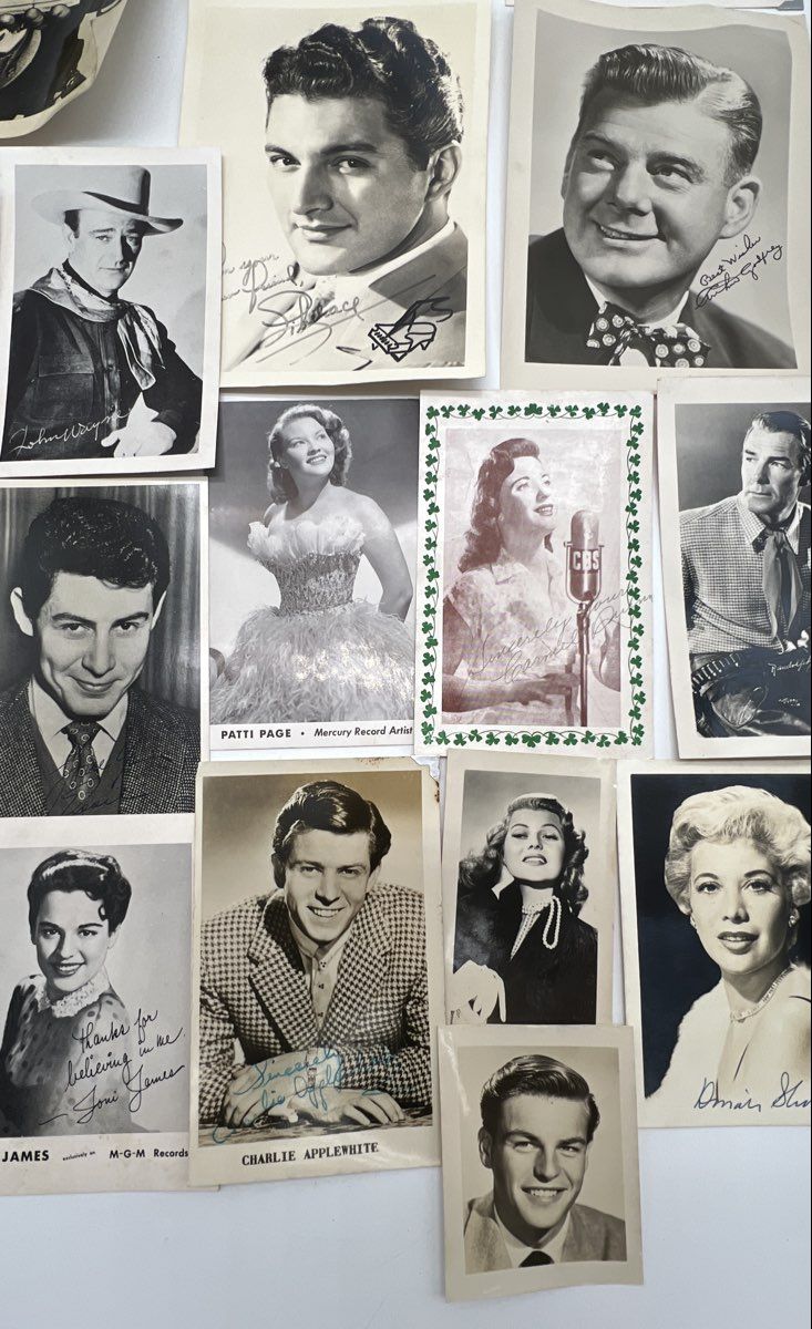 Vintage Celebrity Promo Photos Lot 18 Pieces Liberace John Wayne Dinah Shore - Image 7