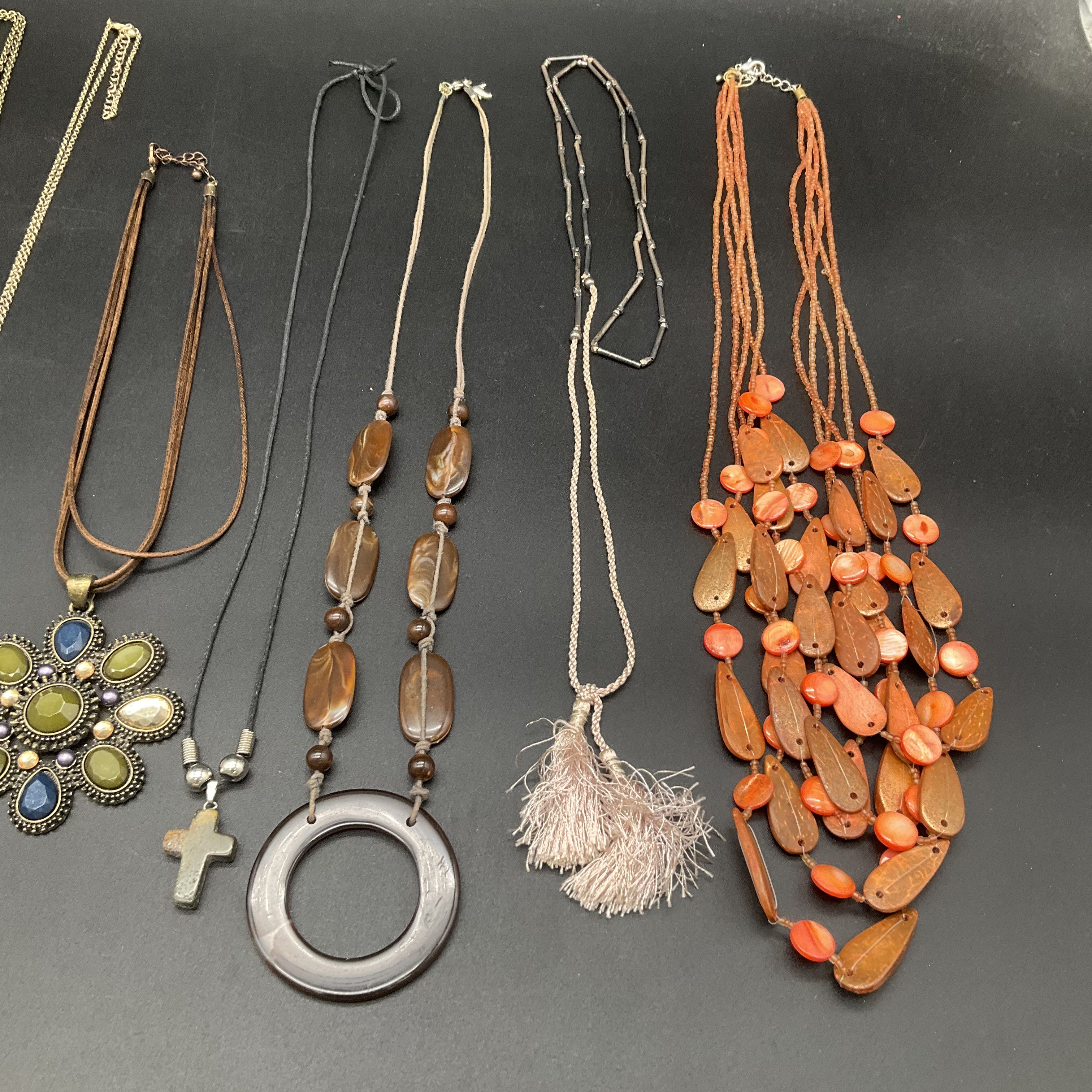 Vintage & Fashion Jewelry Lot of 10 Necklaces Boho Statement Shell Cross Beaded - Image 5