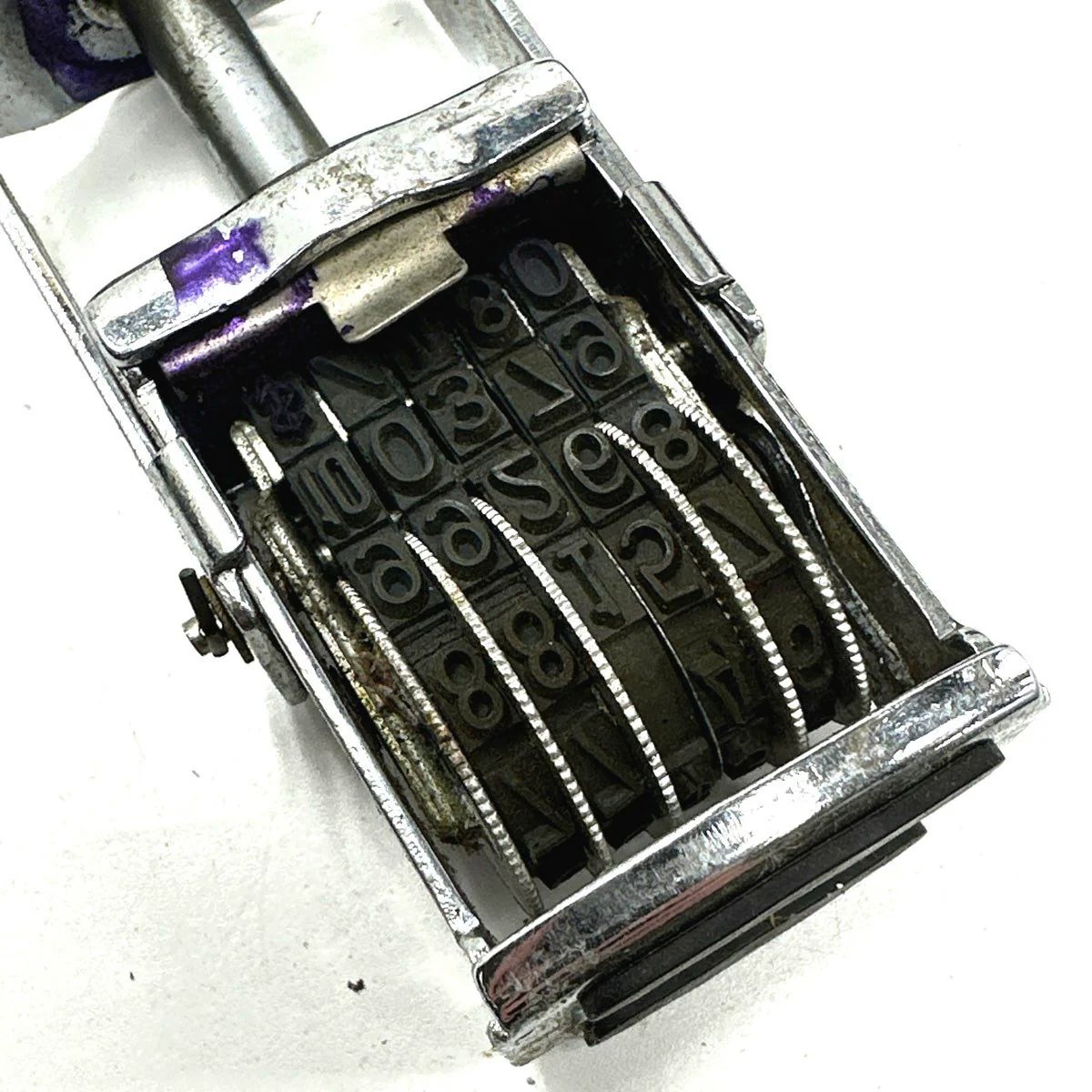 Vintage Gi Metal Rotary Numbering Machine Date Stamp with Leather Holster - Image 5