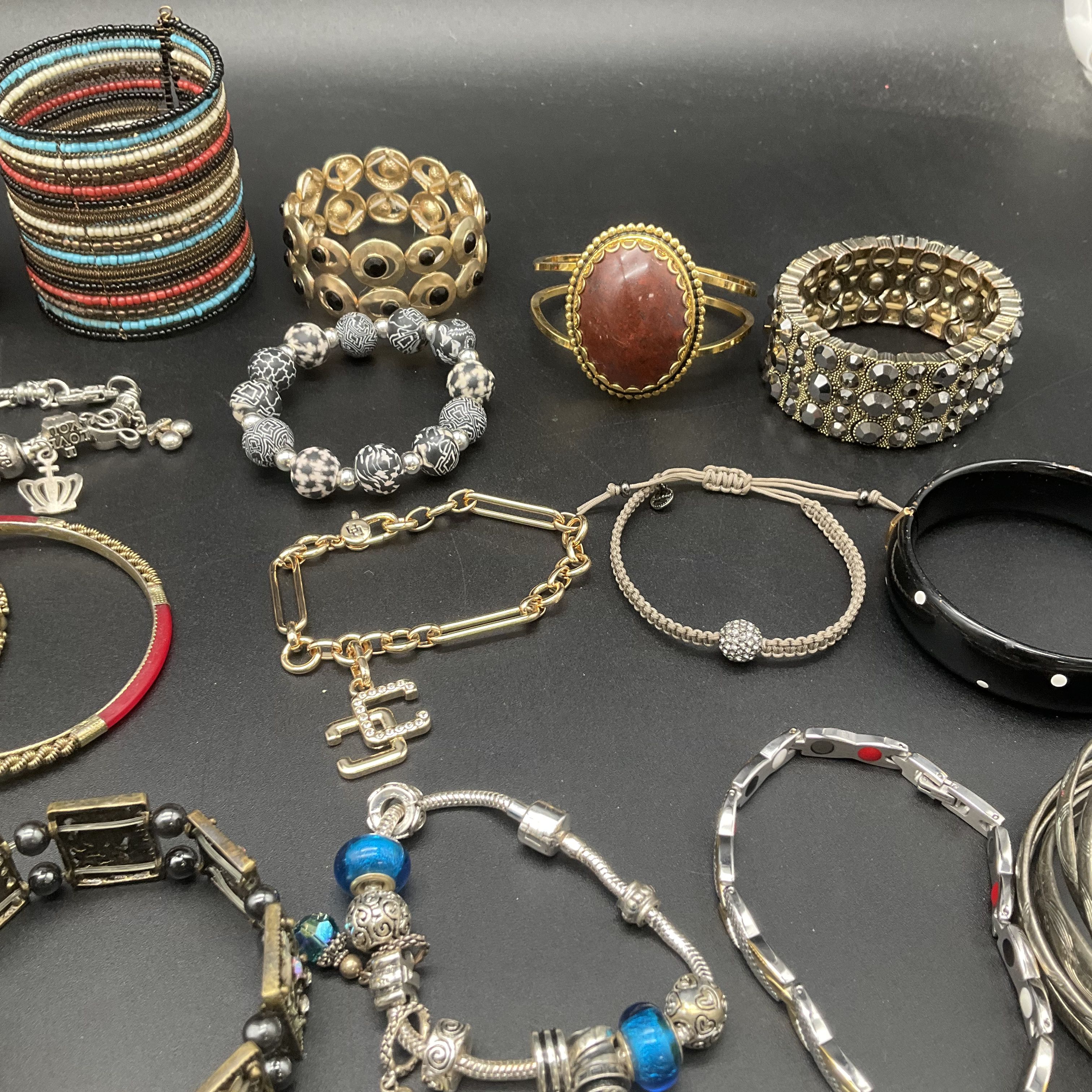 Vintage & Modern Costume Jewelry Lot 25+ Bracelets Bangles Cuffs Charms Beaded - Image 3