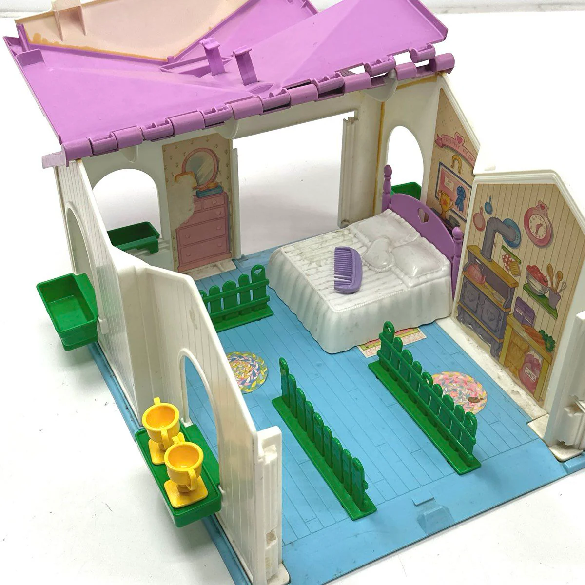 Vintage My Little Pony Show Stable Playset With Accessories G1 MLP - Image 9